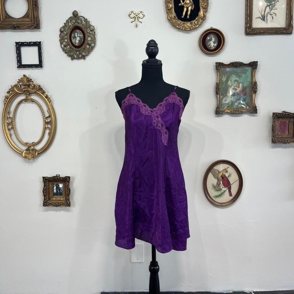 Vintage Purple Satin Jacquard Slip Dress with Lace Trim – Size M
